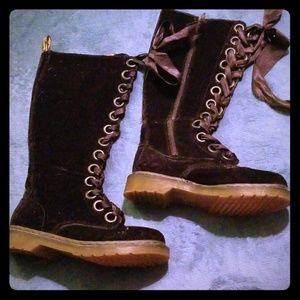 Rare Dr Martin black velvet ribbon boots